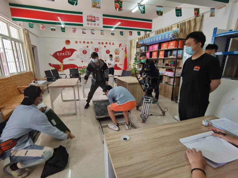 东风区广告片拍摄公司：极简主义践行者，少即是多的视觉哲学